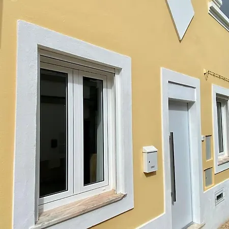 Casa Amarela By Coral Prázdninový dům *